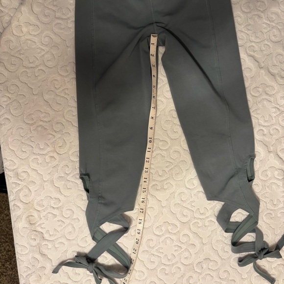 Free People Movement Turn Out tie crop legging slate crossover waist S - Picture 3 of 8